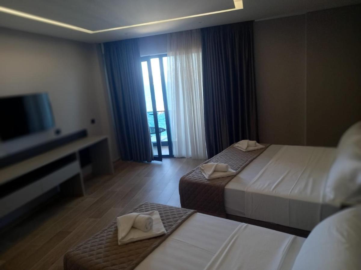 Joelle Premium Hotel Saranda Extérieur photo
