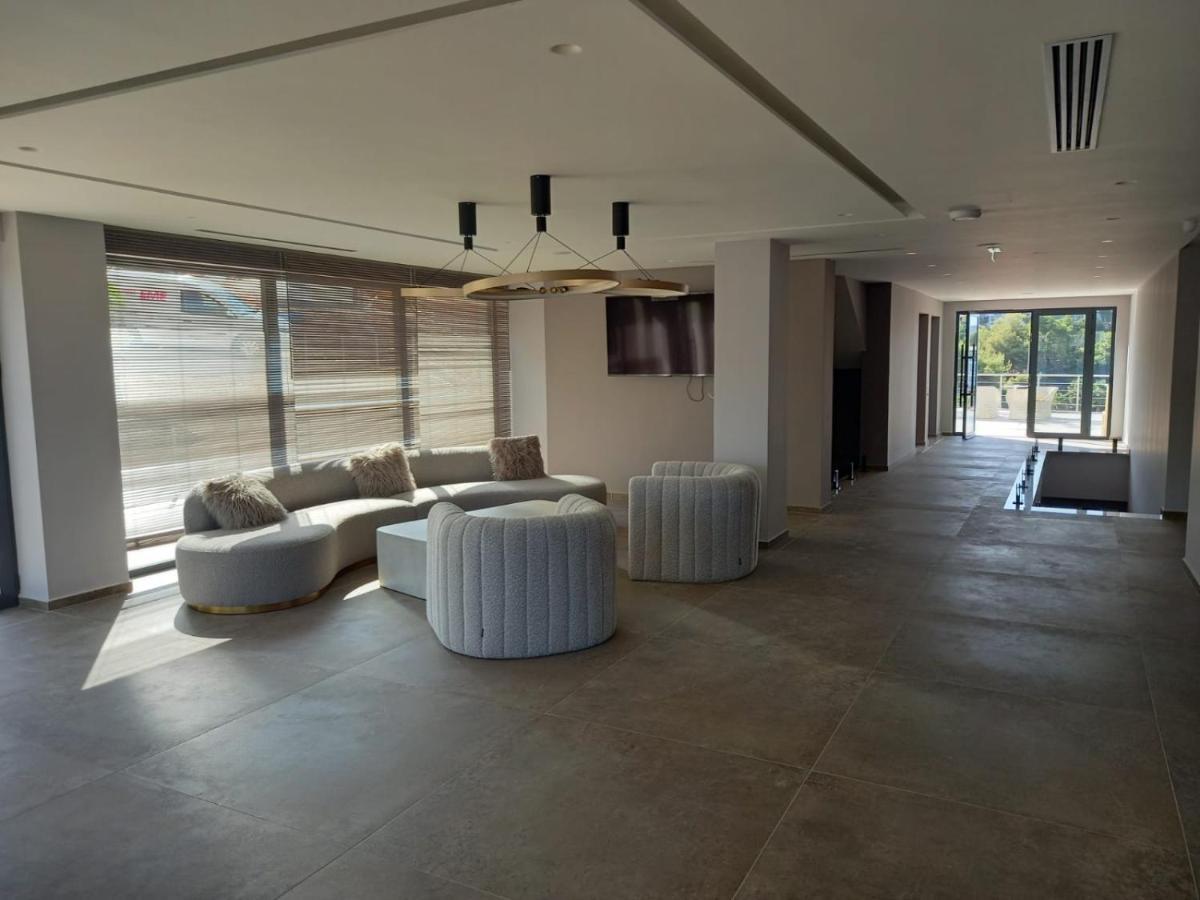 Joelle Premium Hotel Saranda Extérieur photo