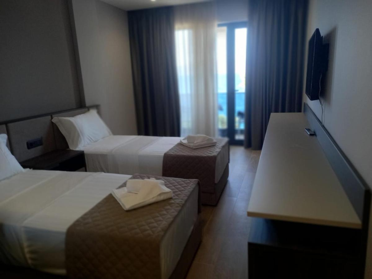 Joelle Premium Hotel Saranda Extérieur photo
