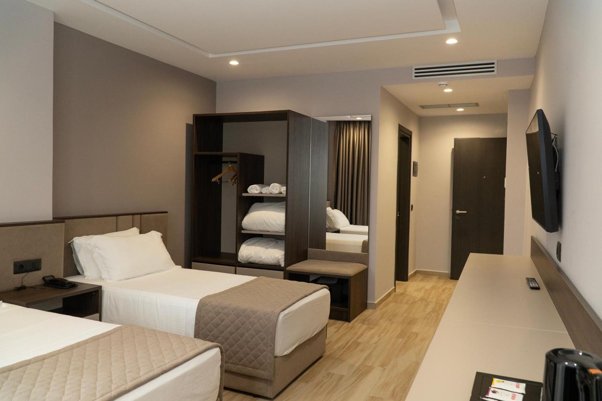 Joelle Premium Hotel Saranda Extérieur photo