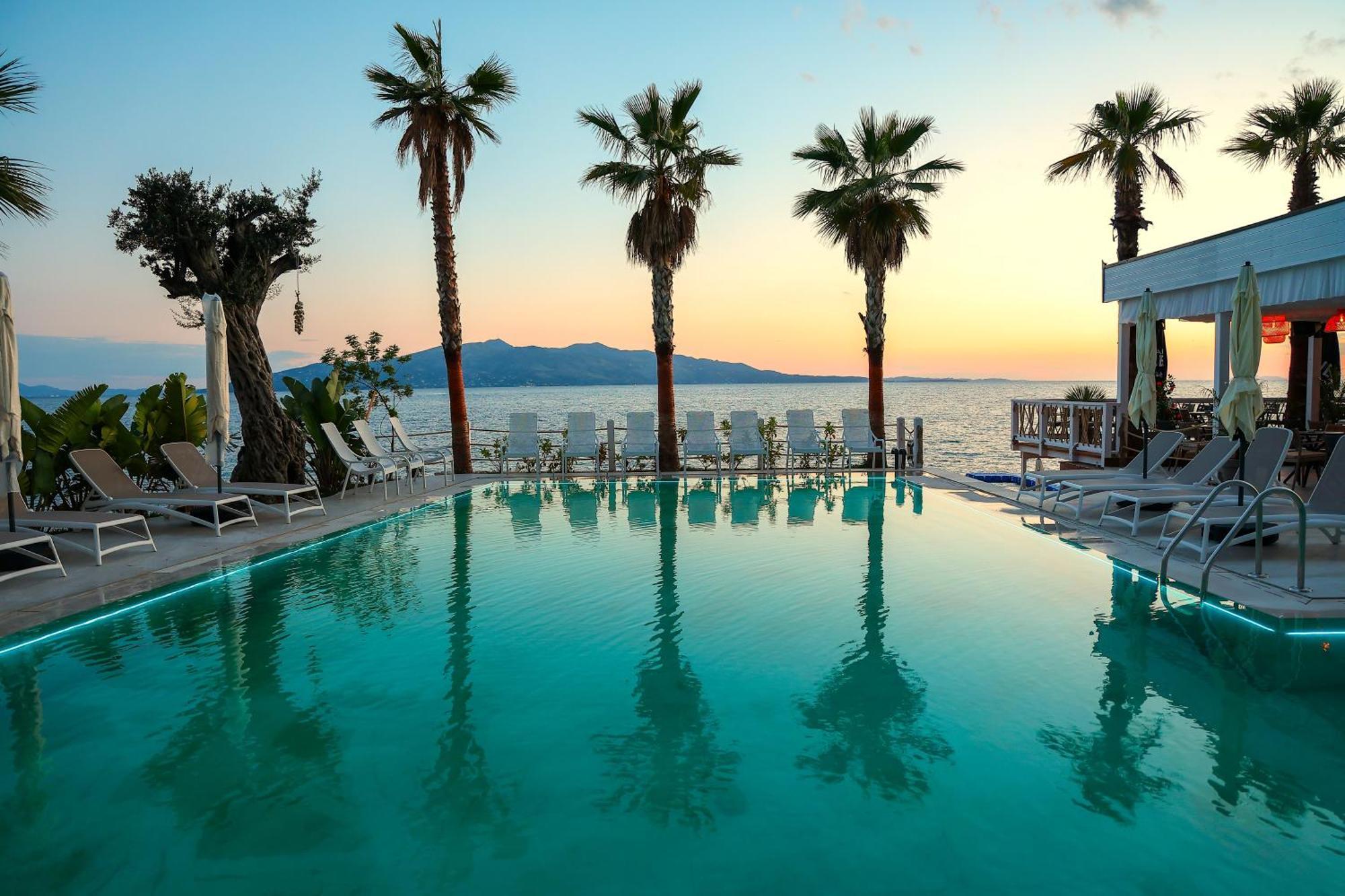 Joelle Premium Hotel Saranda Extérieur photo